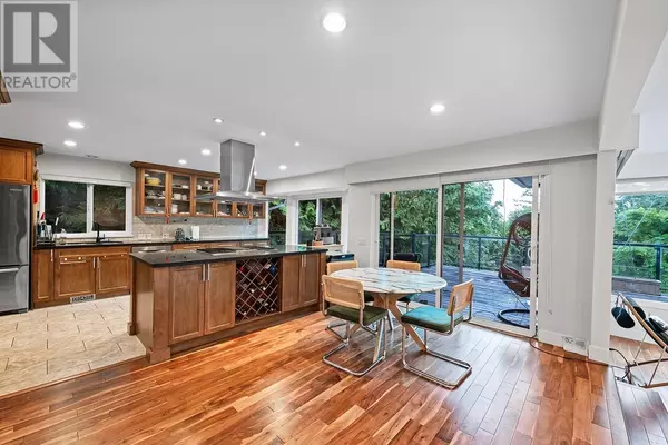 West Vancouver, BC V7S1Z6,1130 GROVELAND COURT