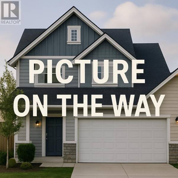 2141 E BROADWAY, Vancouver, BC V5N1W8