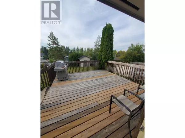 Mackenzie, BC V0J2C0,27 MANSON CRESCENT