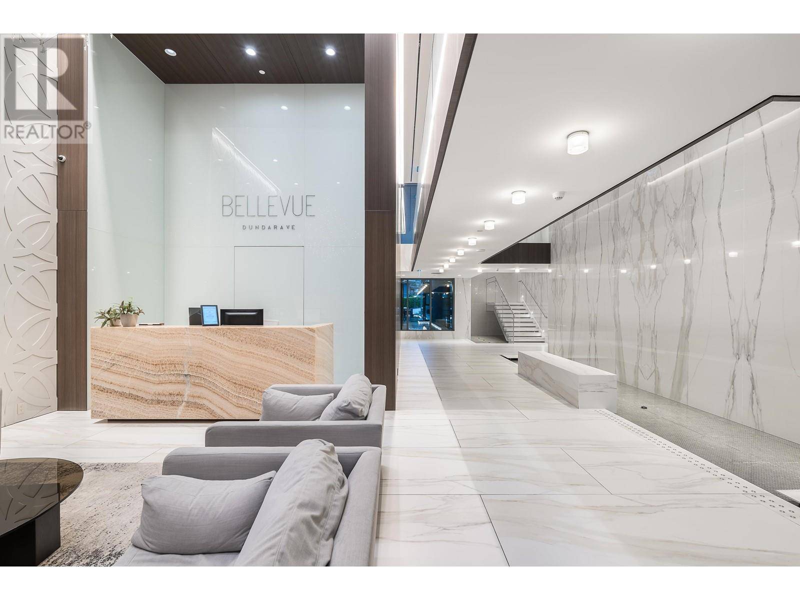West Vancouver, BC V7V1C9,2289 BELLEVUE AVE #503