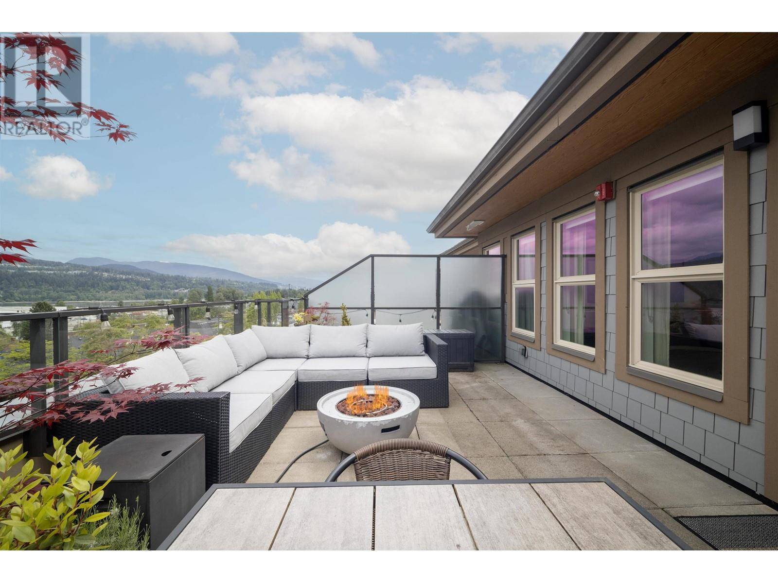 Port Moody, BC V3H0K4,2315 ST JOHNS STREET