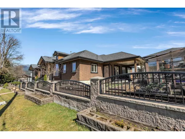 Port Moody, BC V3H2H1,2701 ST GEORGE STREET