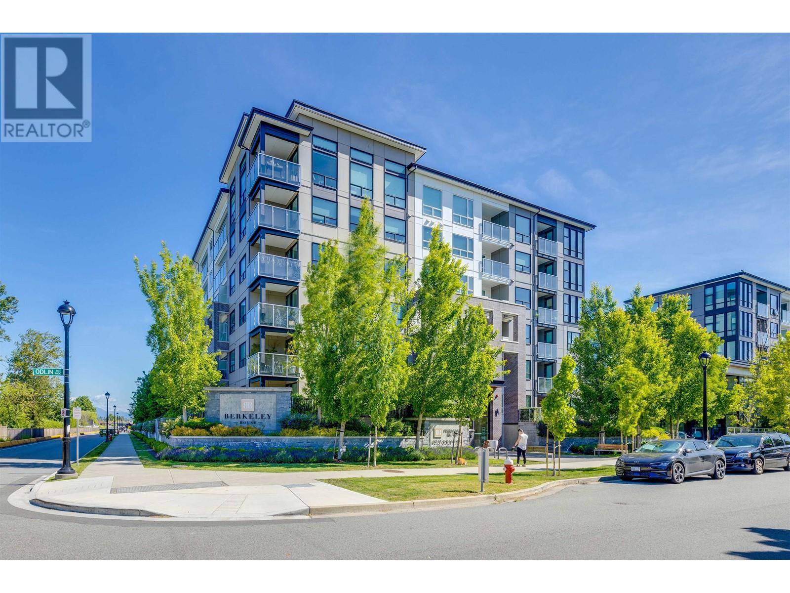 9213 ODLIN RD #420, Richmond, BC V6X0V5