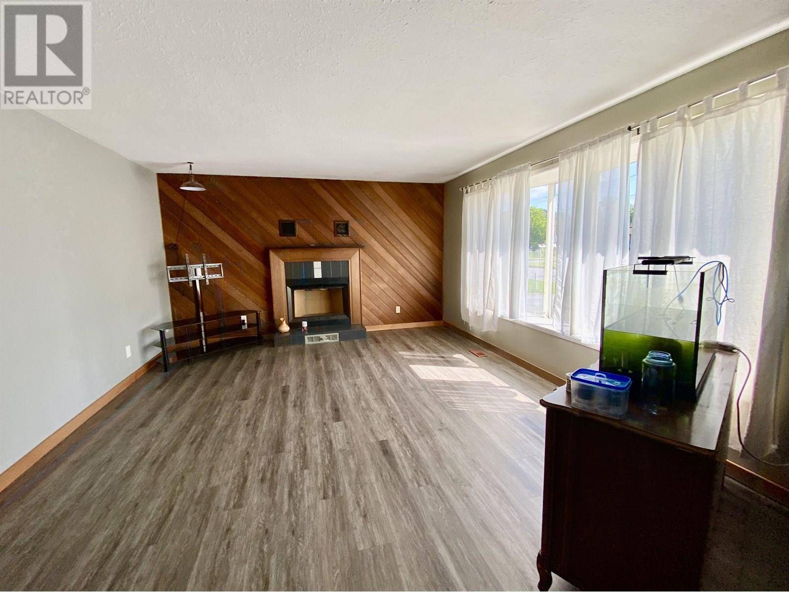 Terrace, BC V8G4S6,2221 EVERGREEN STREET