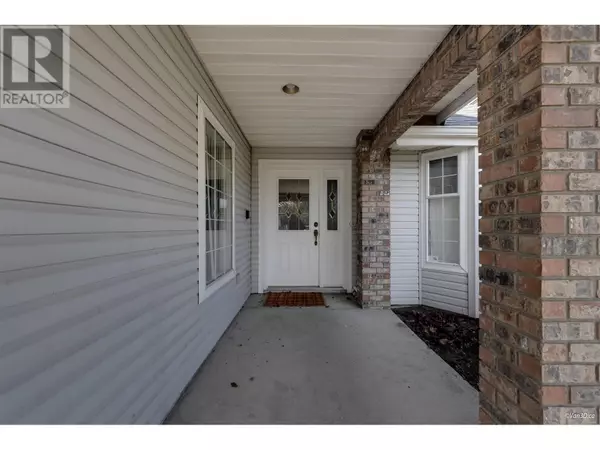 Delta, BC V4K4R1,6167 45 AVENUE
