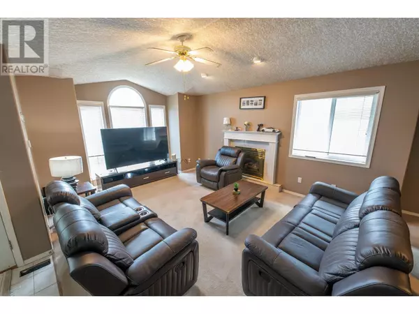 Prince George, BC V2N5R2,6857 WESTGATE AVENUE