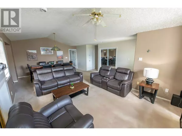 Prince George, BC V2N5R2,6857 WESTGATE AVENUE