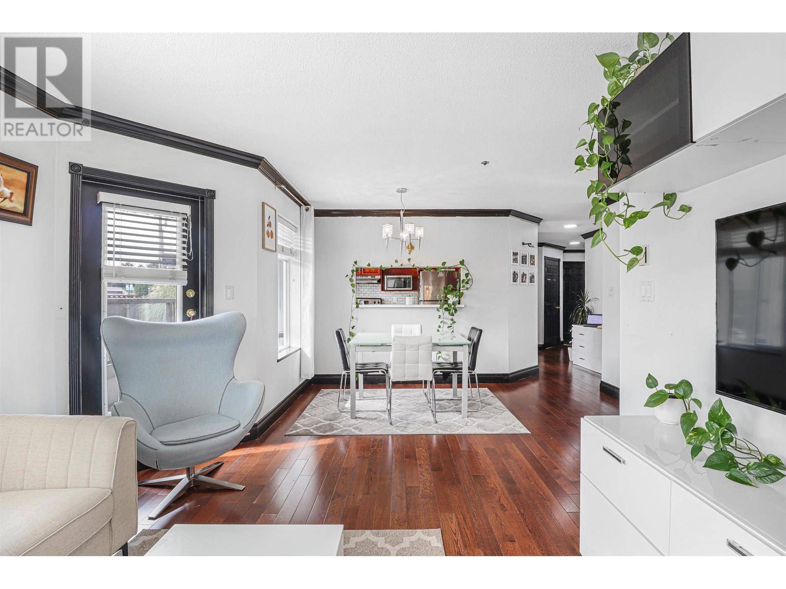 Port Coquitlam, BC V3C2A3,2335 WHYTE AVE #106