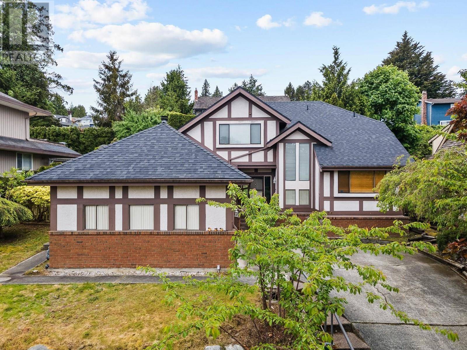 5734 GREENLAND DRIVE, Tsawwassen, BC V4L2J5
