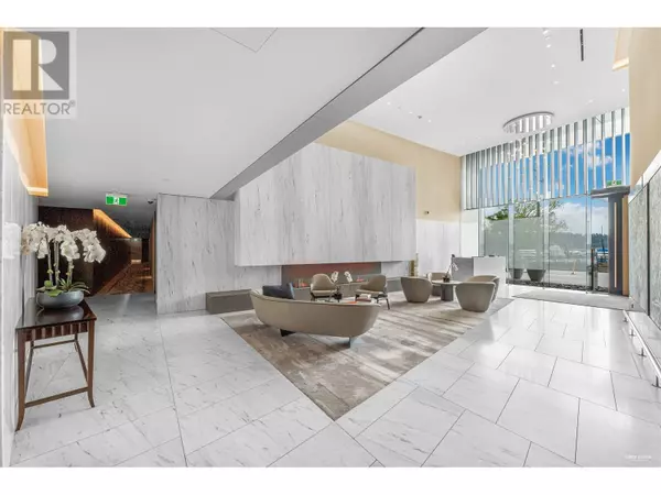 West Vancouver, BC V7T0B9,1327 BELLEVUE AVE #404