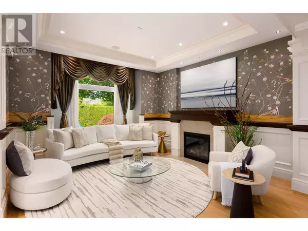 Vancouver, BC V6R1N4,4688 W 3RD AVENUE