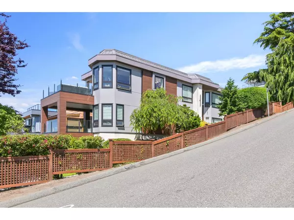 White Rock, BC V4B1M1,15095 ROYAL AVENUE