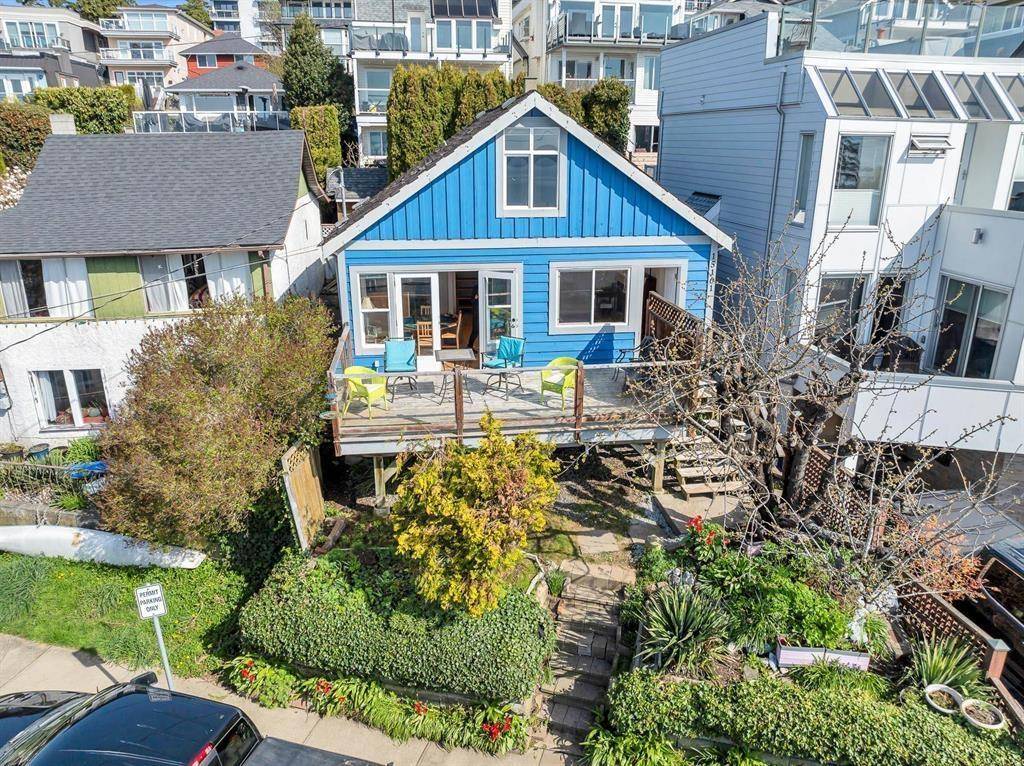 15161 VICTORIA AVENUE, White Rock, BC V4B1G5