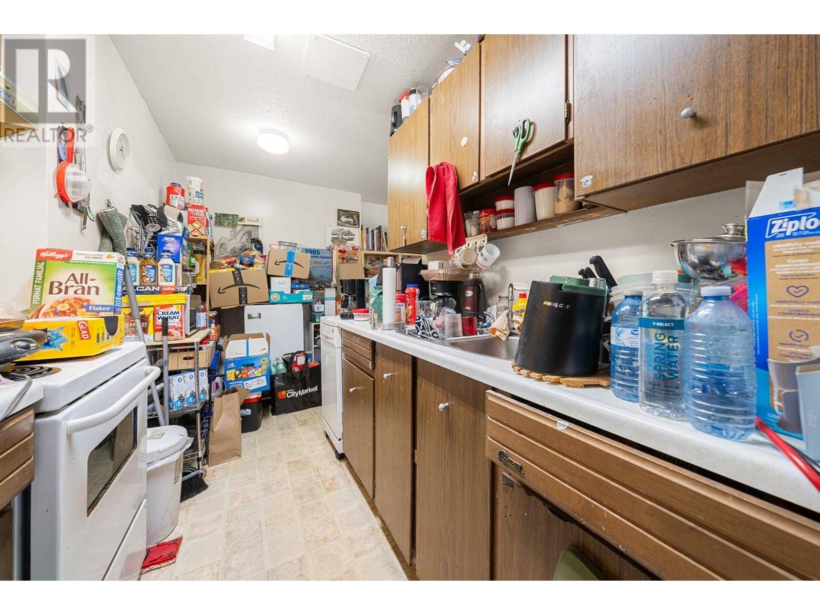 North Vancouver, BC V7M1Z2,135 West 21ST ST #102
