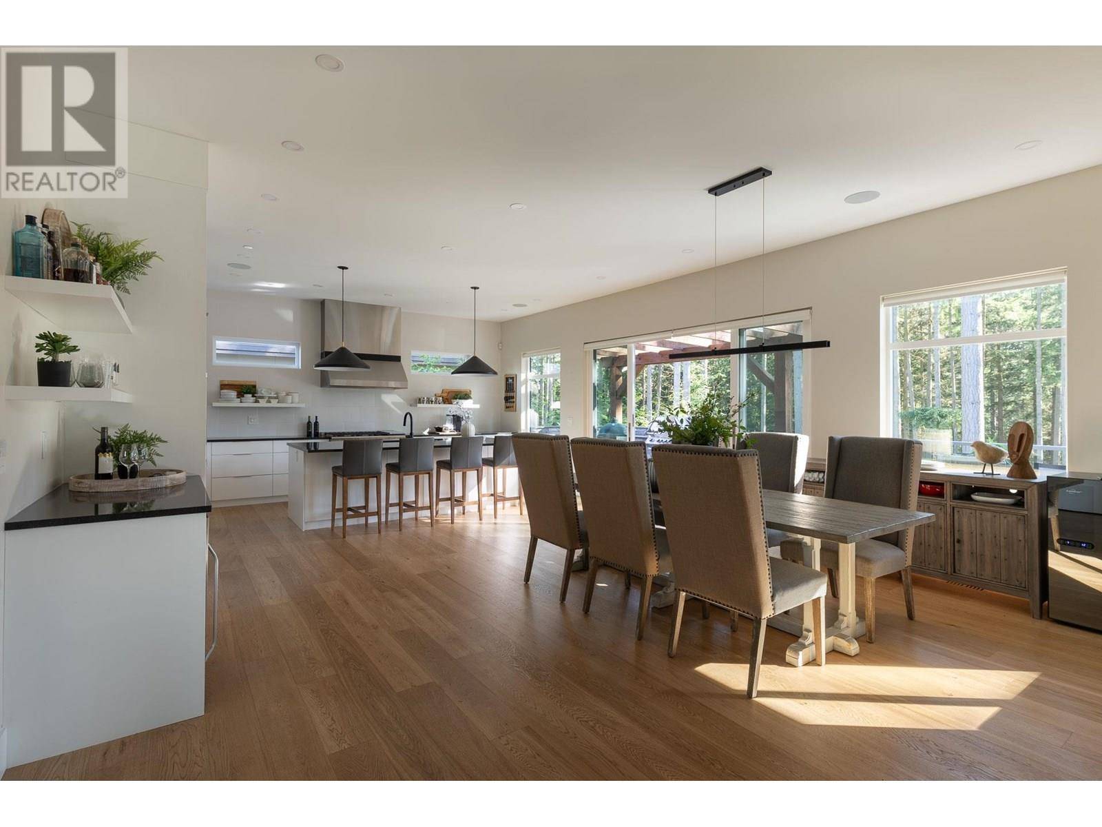 Anmore, BC V3H0A3,1510 CRYSTAL CREEK DRIVE