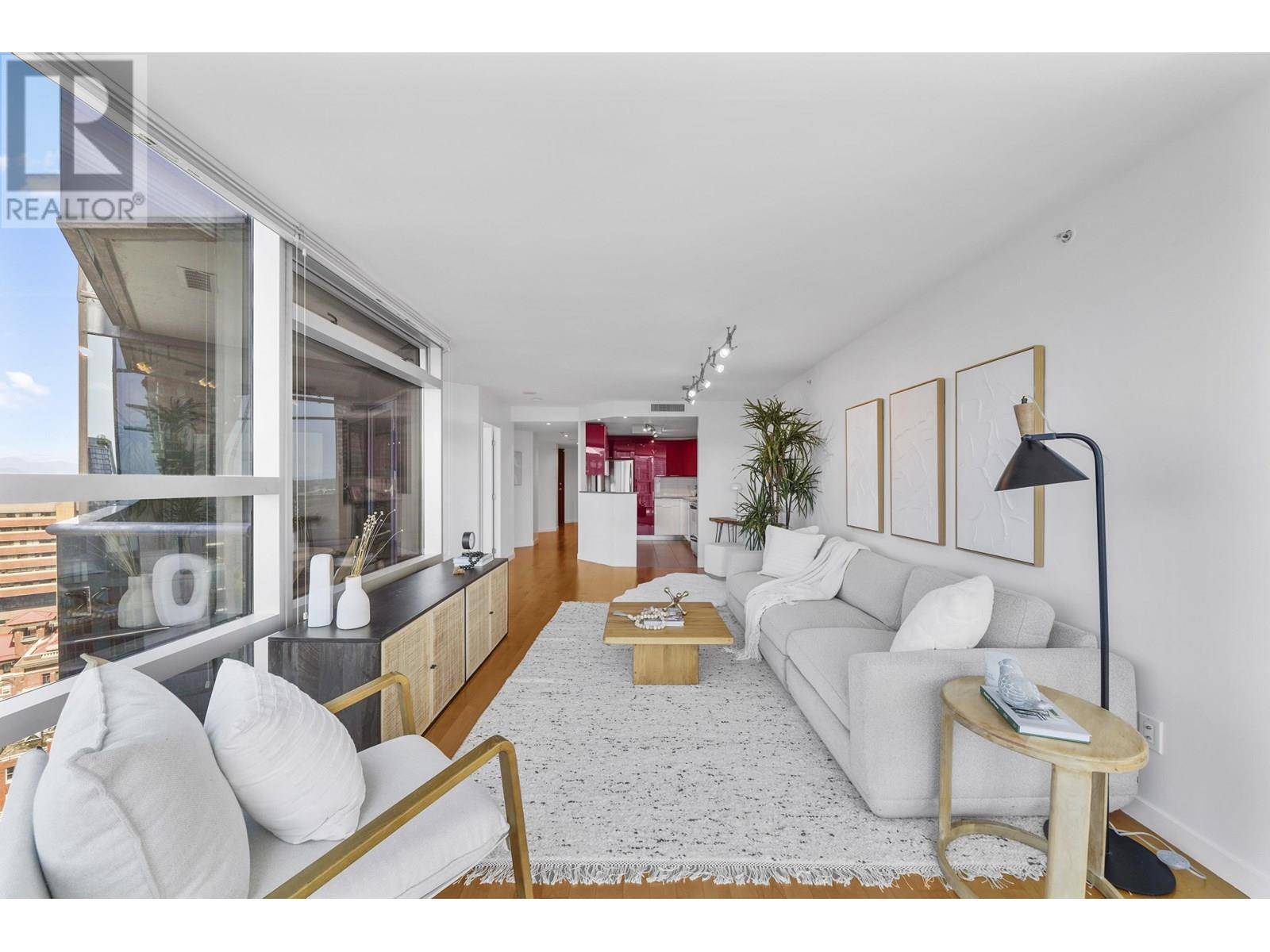 Vancouver, BC V6Z2S3,1050 BURRARD ST #2201