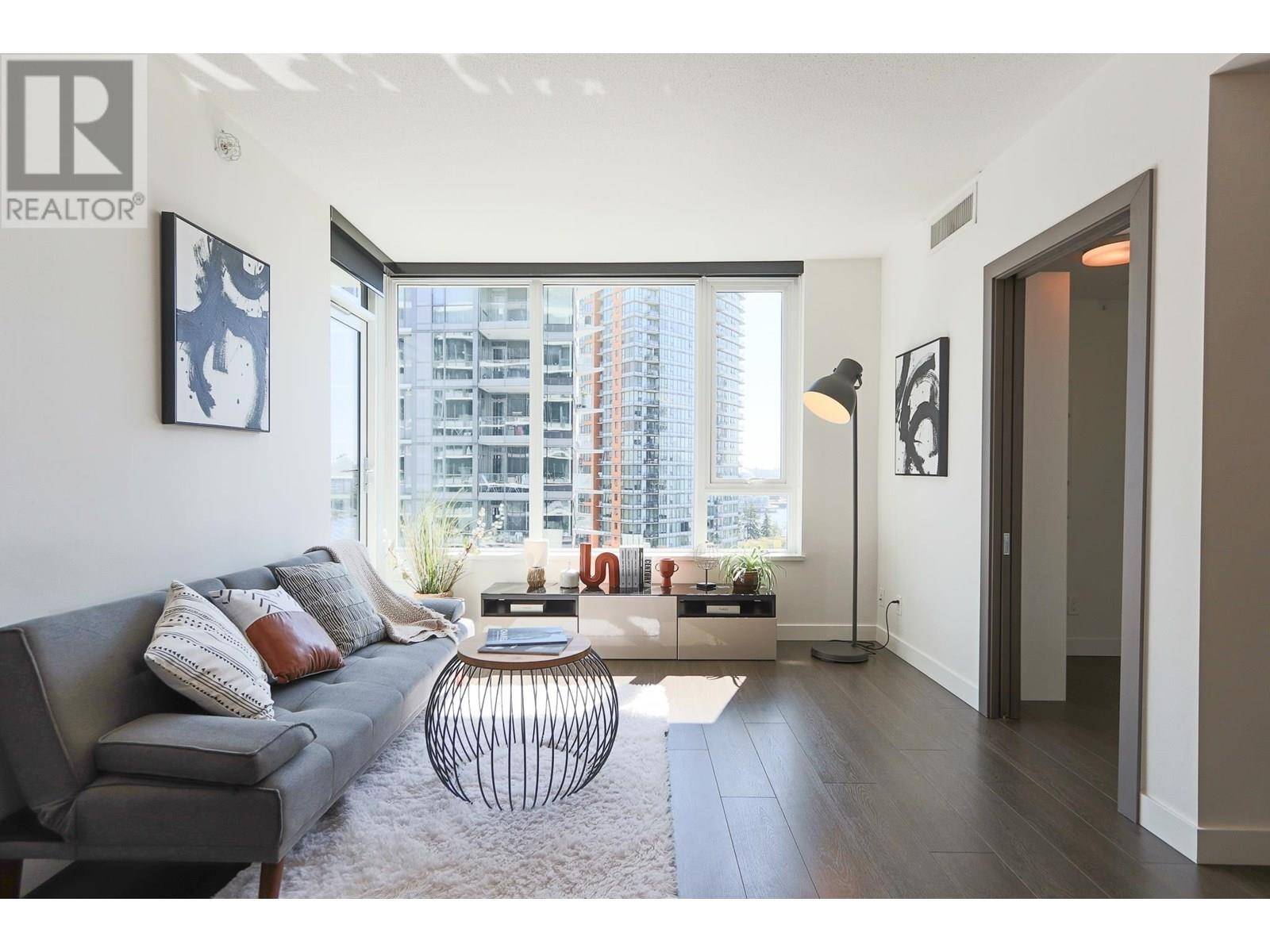 Vancouver, BC V6B0P4,68 SMITHE ST #1507