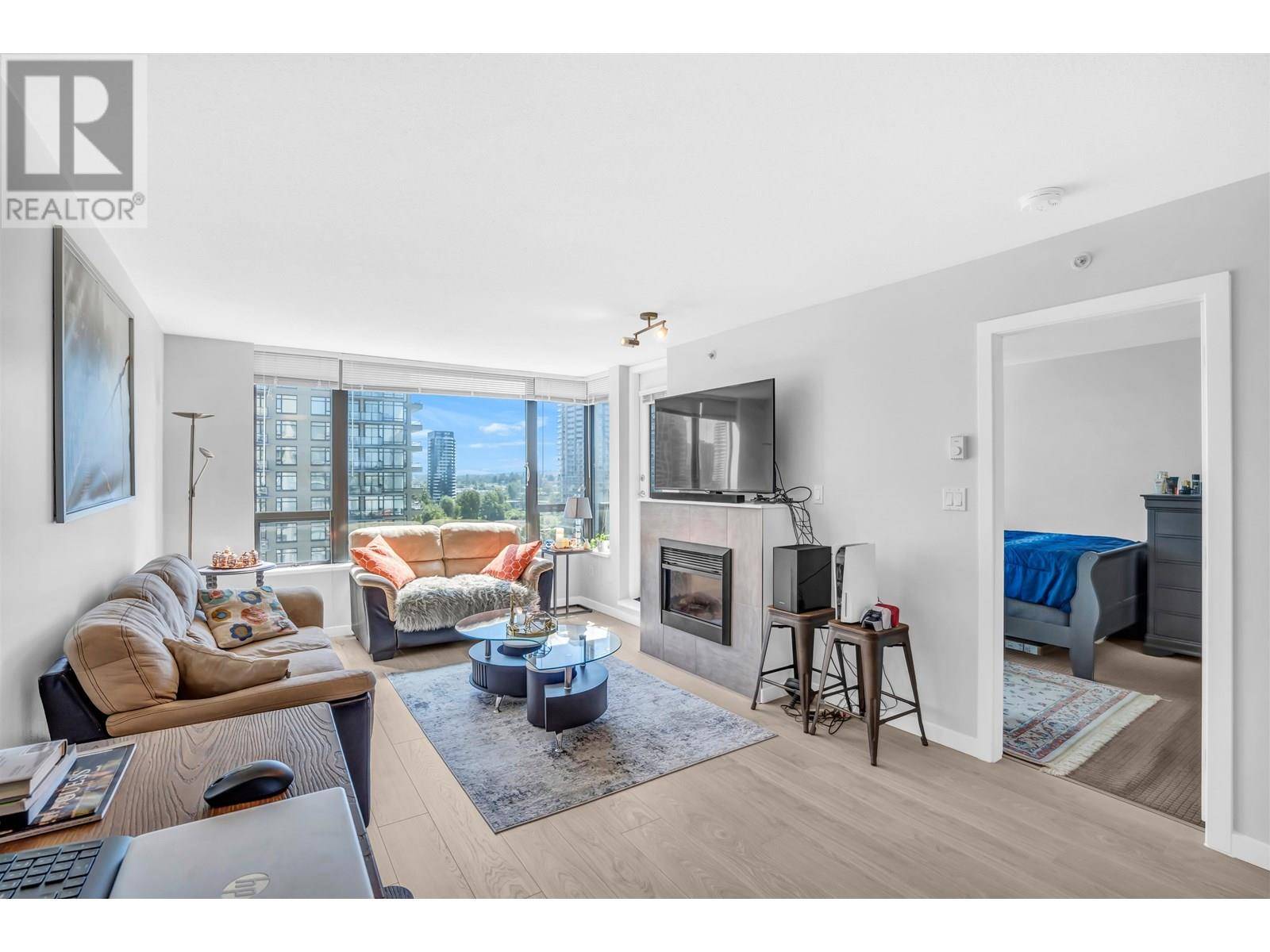 Burnaby, BC V5C0A2,4182 DAWSON ST #1501
