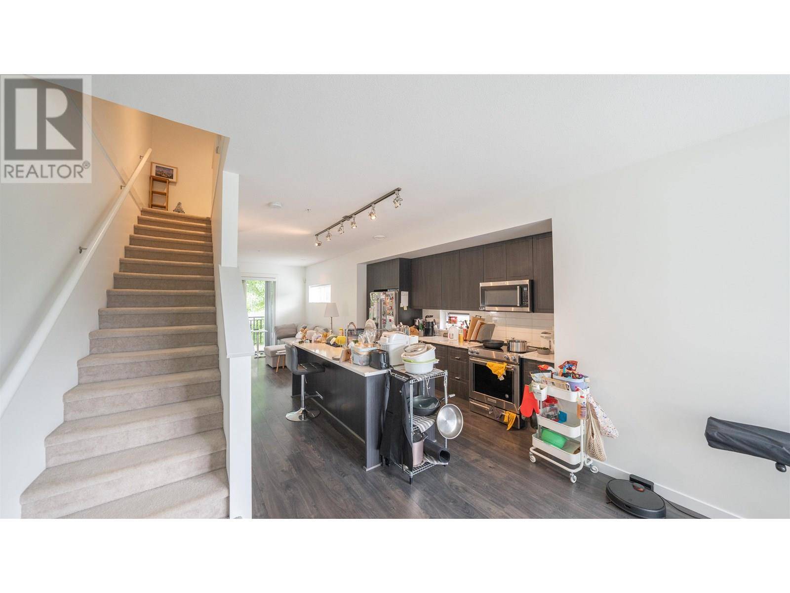 Port Coquitlam, BC V3B0N6,2371 RANGER LN #1