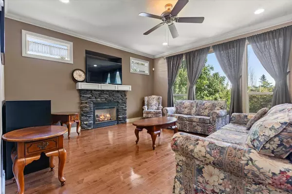 Abbotsford, BC V3G3G4,36472 CARDIFF PLACE