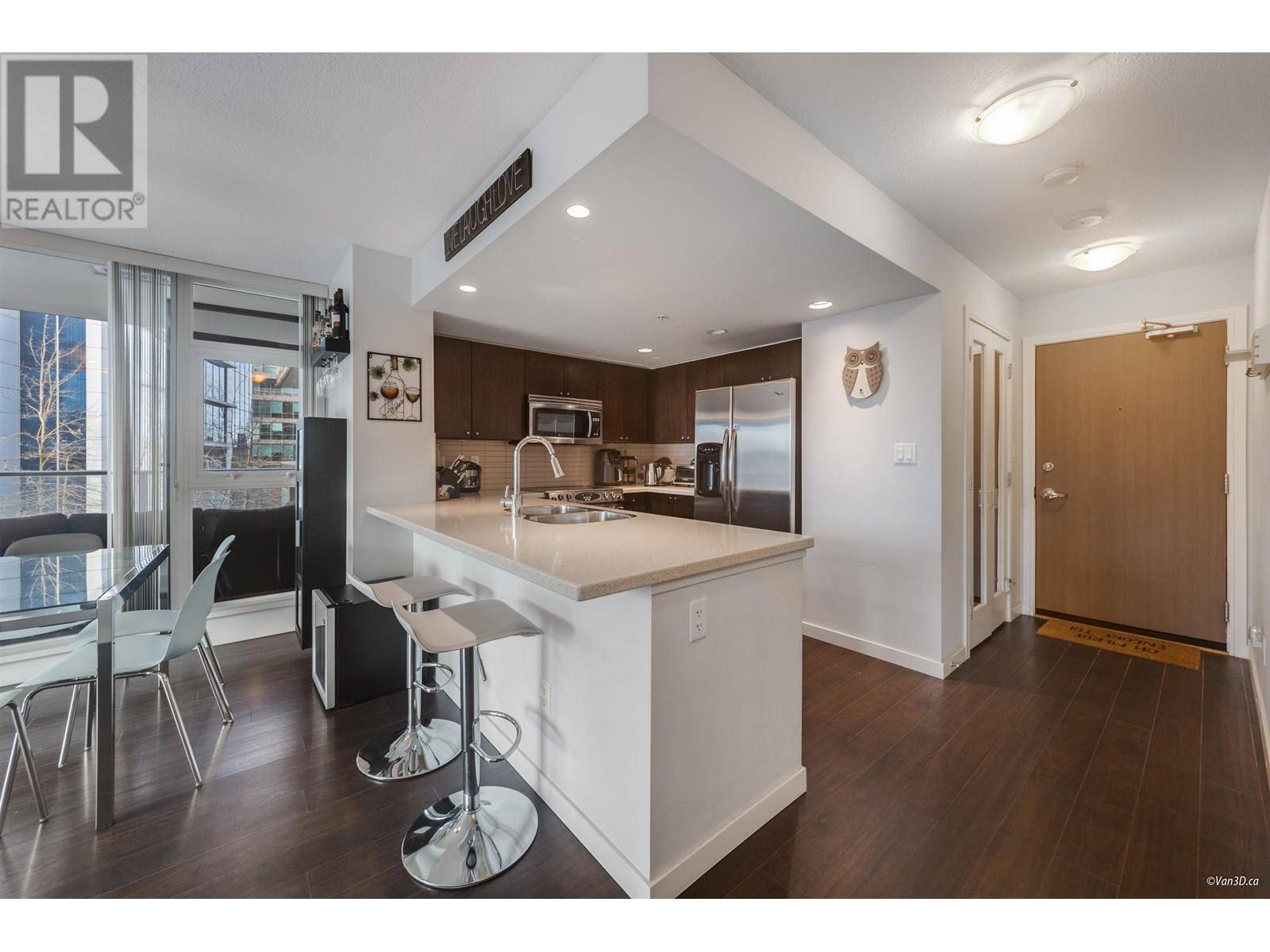 Burnaby, BC V5C0E3,4400 BUCHANAN ST #405