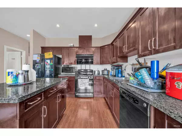 Langley, BC V2Y0G1,6942 208 STREET