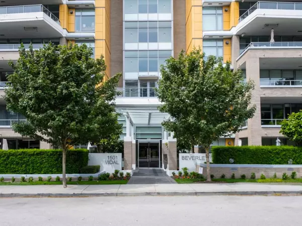 White Rock, BC V4B0B5,1501 VIDAL #305
