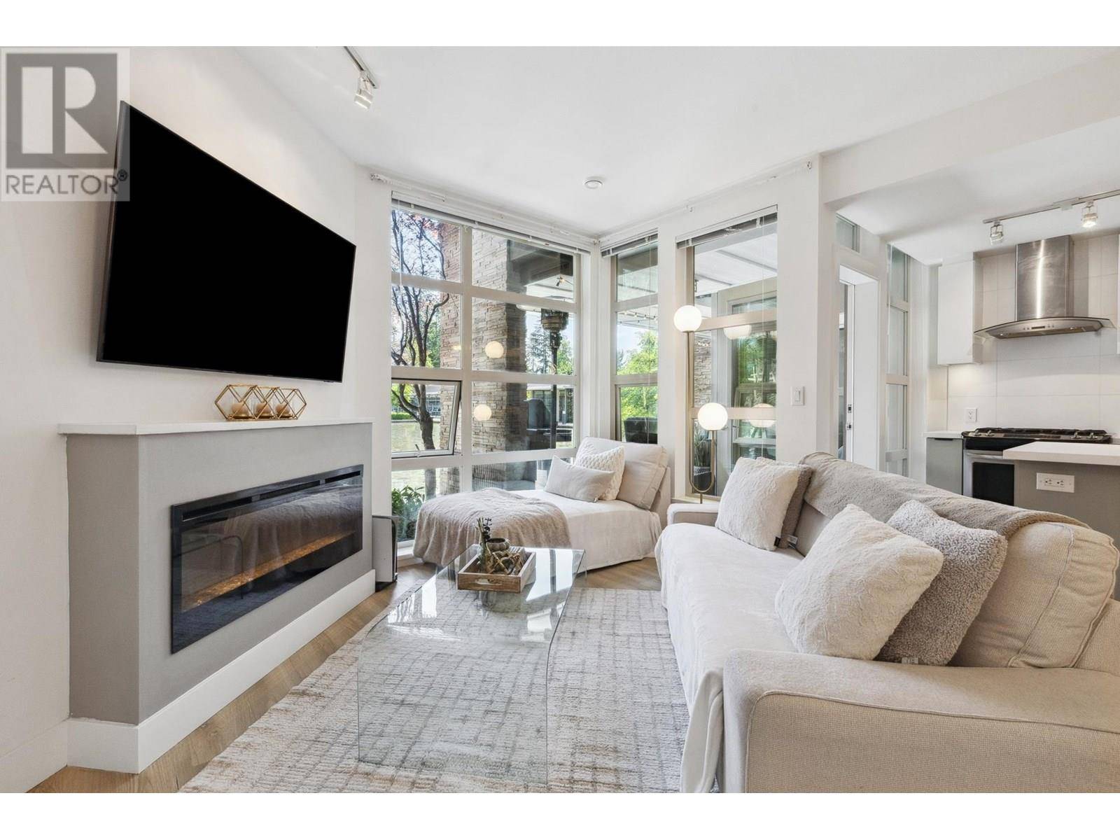 North Vancouver, BC V7G0A2,3602 ALDERCREST DR #107