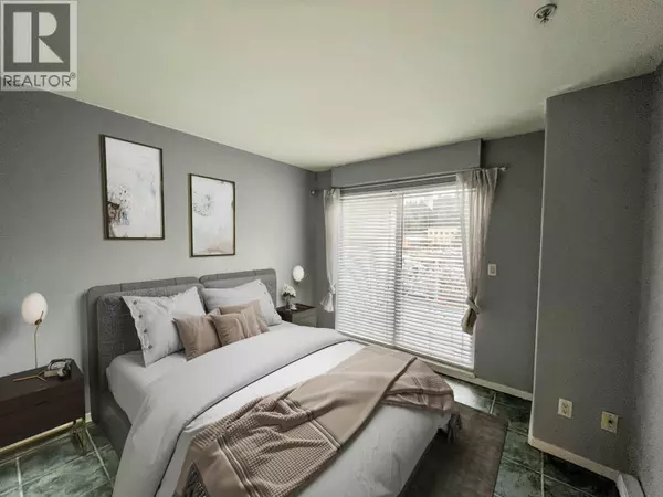 Port Moody, BC V3H5C8,3122 ST JOHNS ST #425