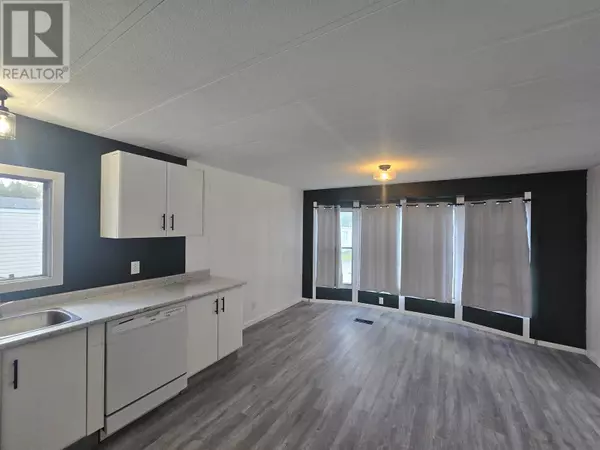 103 Mile House, BC V0K2E1,5378 PARK DR #18