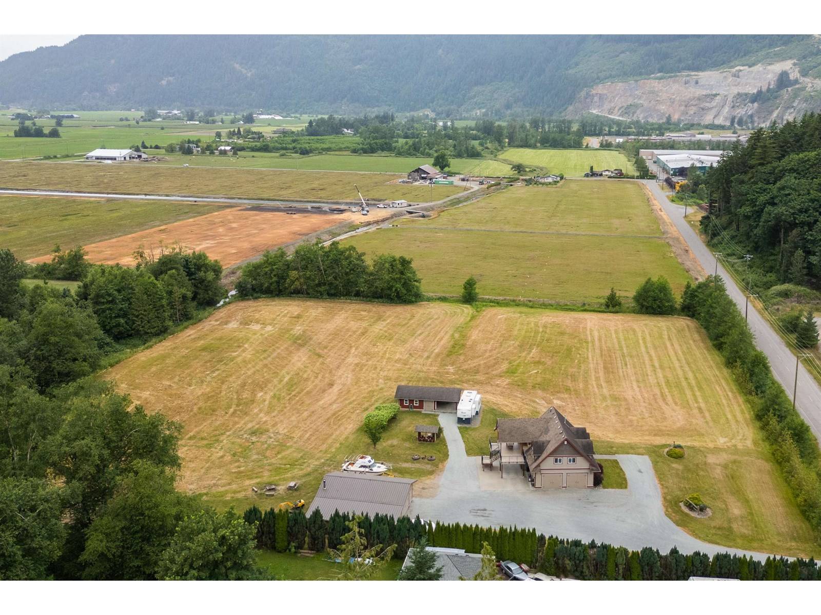 5260 MCCALLUM ROAD|Agassiz, Agassiz, BC V0M1A3