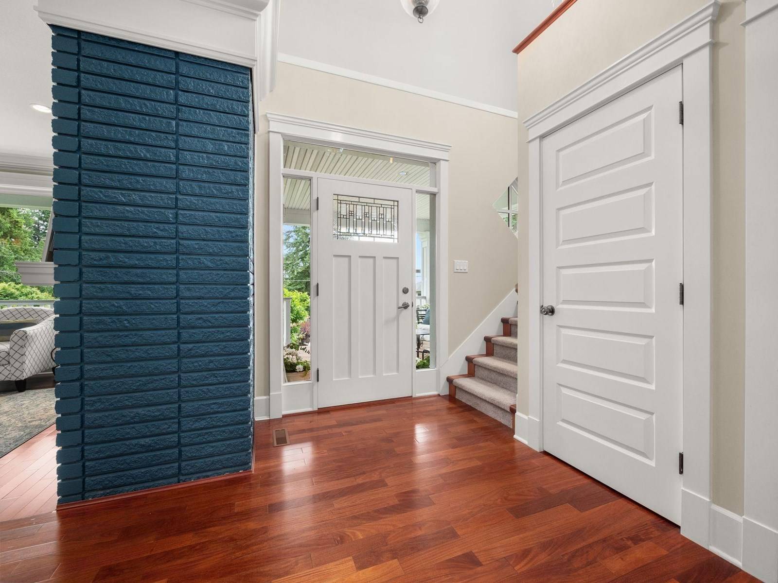 Surrey, BC V3X2W9,12035 56 AVENUE