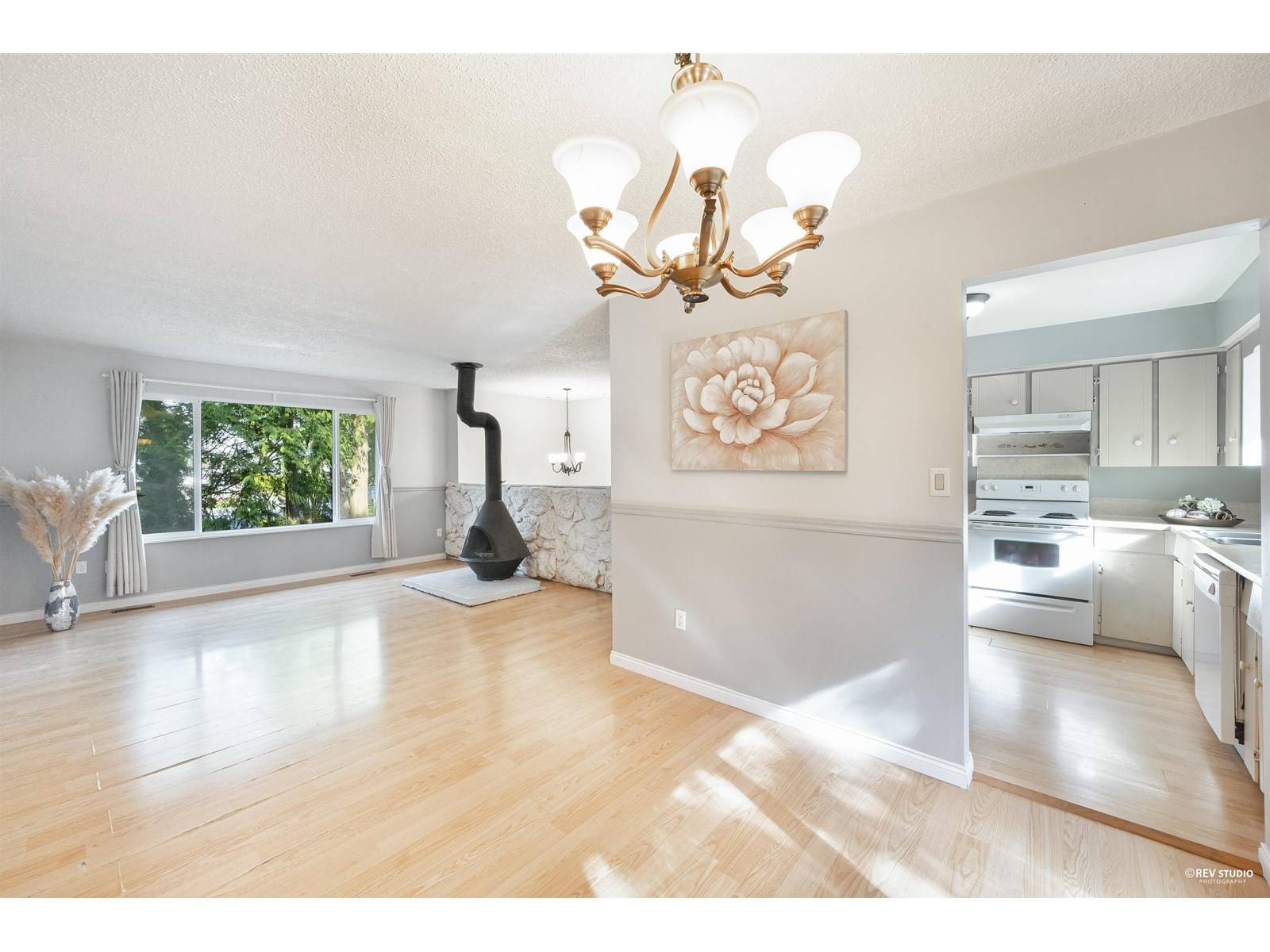 Langley, BC V3A4J4,20022 GRADE CRESCENT