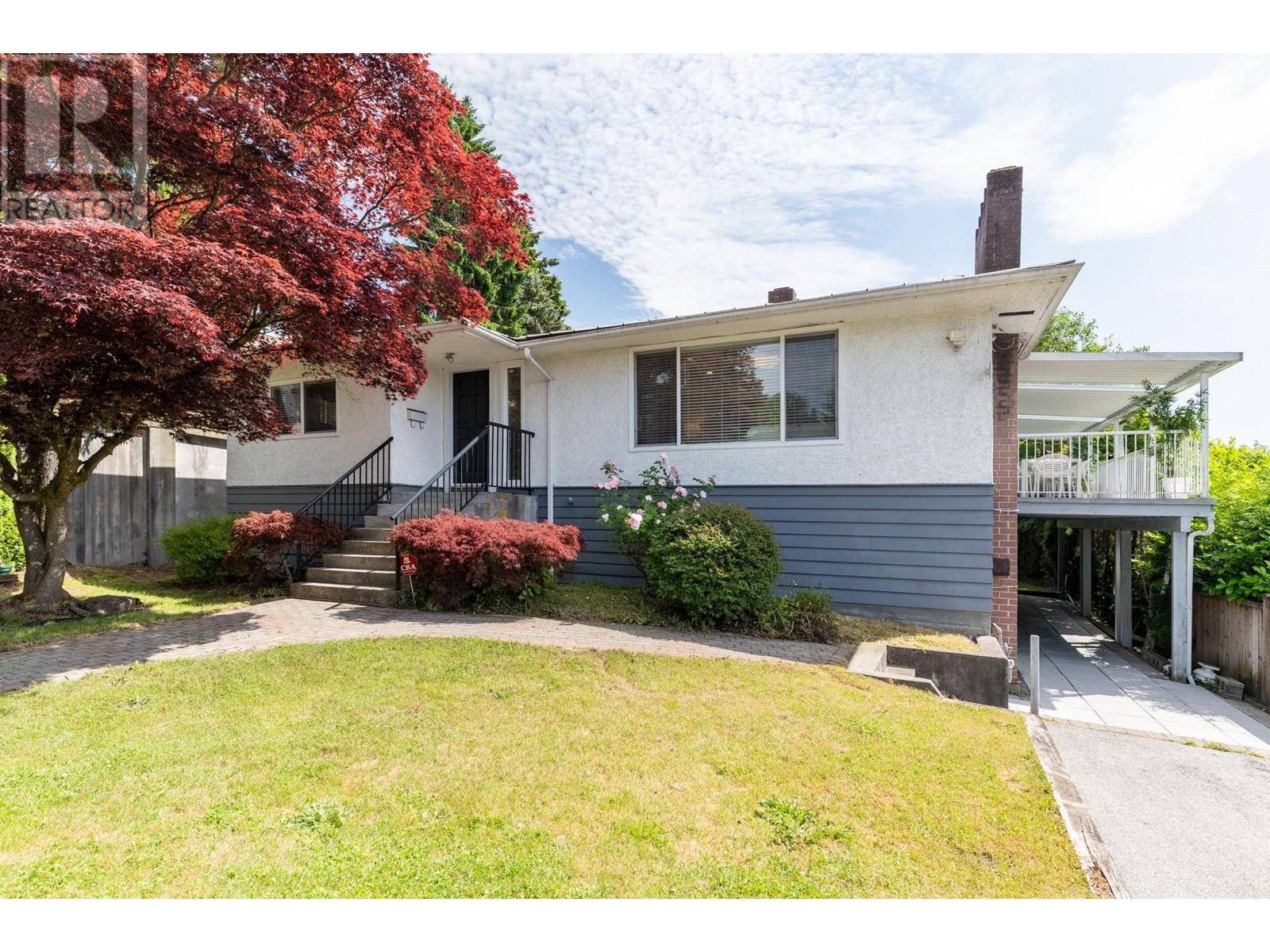 5720 CURTIS STREET, Burnaby, BC V5B2A2