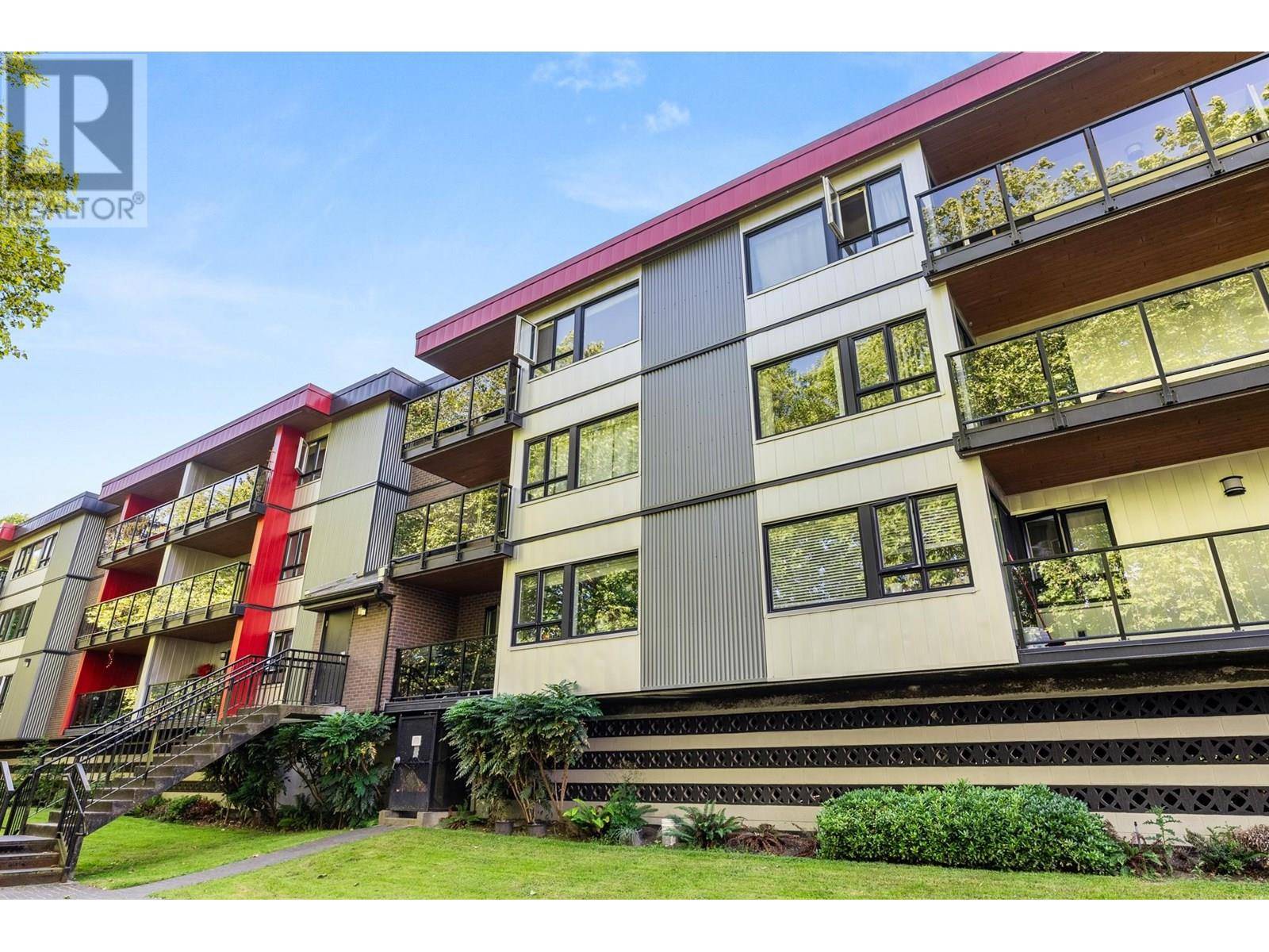 Richmond, BC V6X1M6,11240 DANIELS RD #310