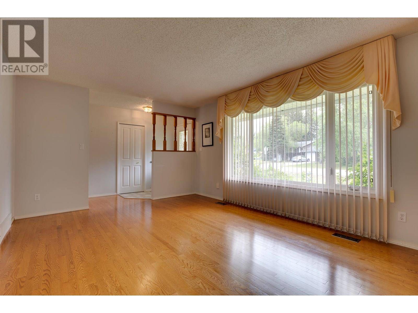 Prince George, BC V2K3L1,2820 KILLARNEY DRIVE