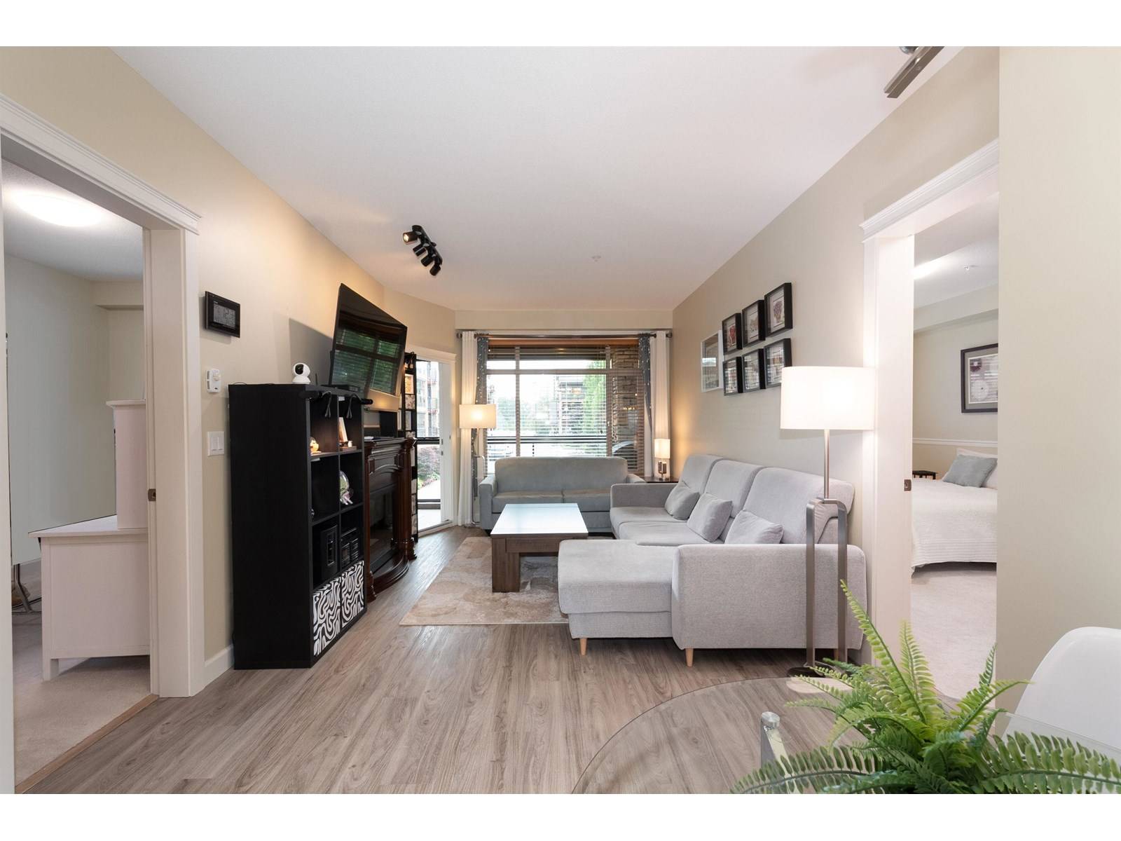 Langley, BC V2Y0L2,8288 207A #282