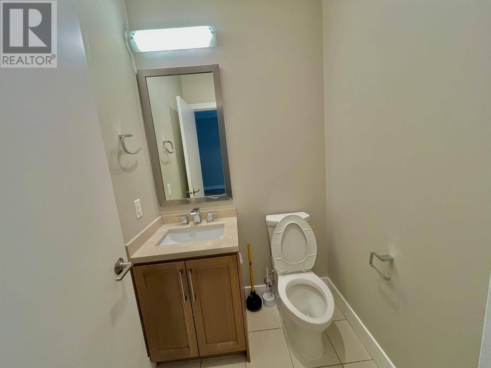 Vancouver, BC V6S0A9,5879 GRAY AVE #23