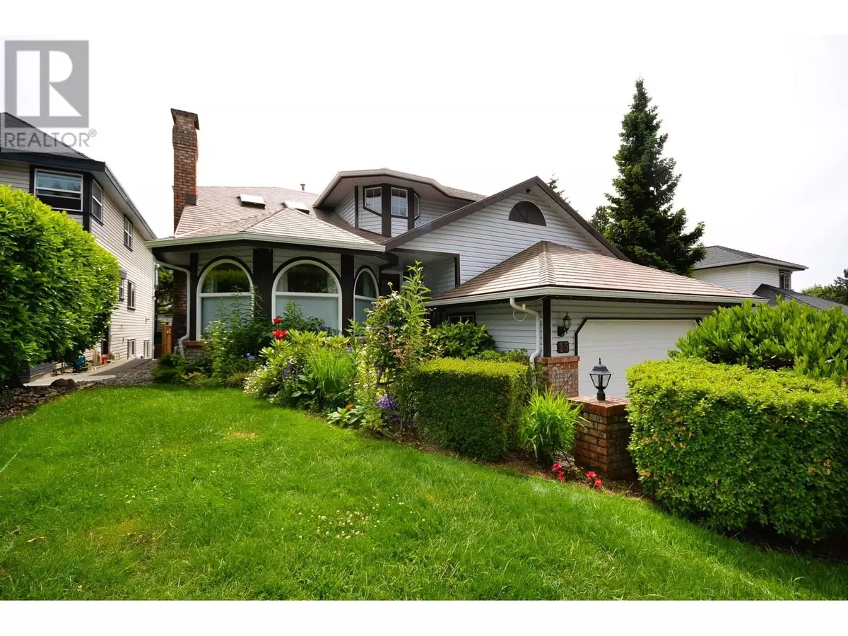 Port Moody, BC V3H4K7,15 PARKWOOD PLACE