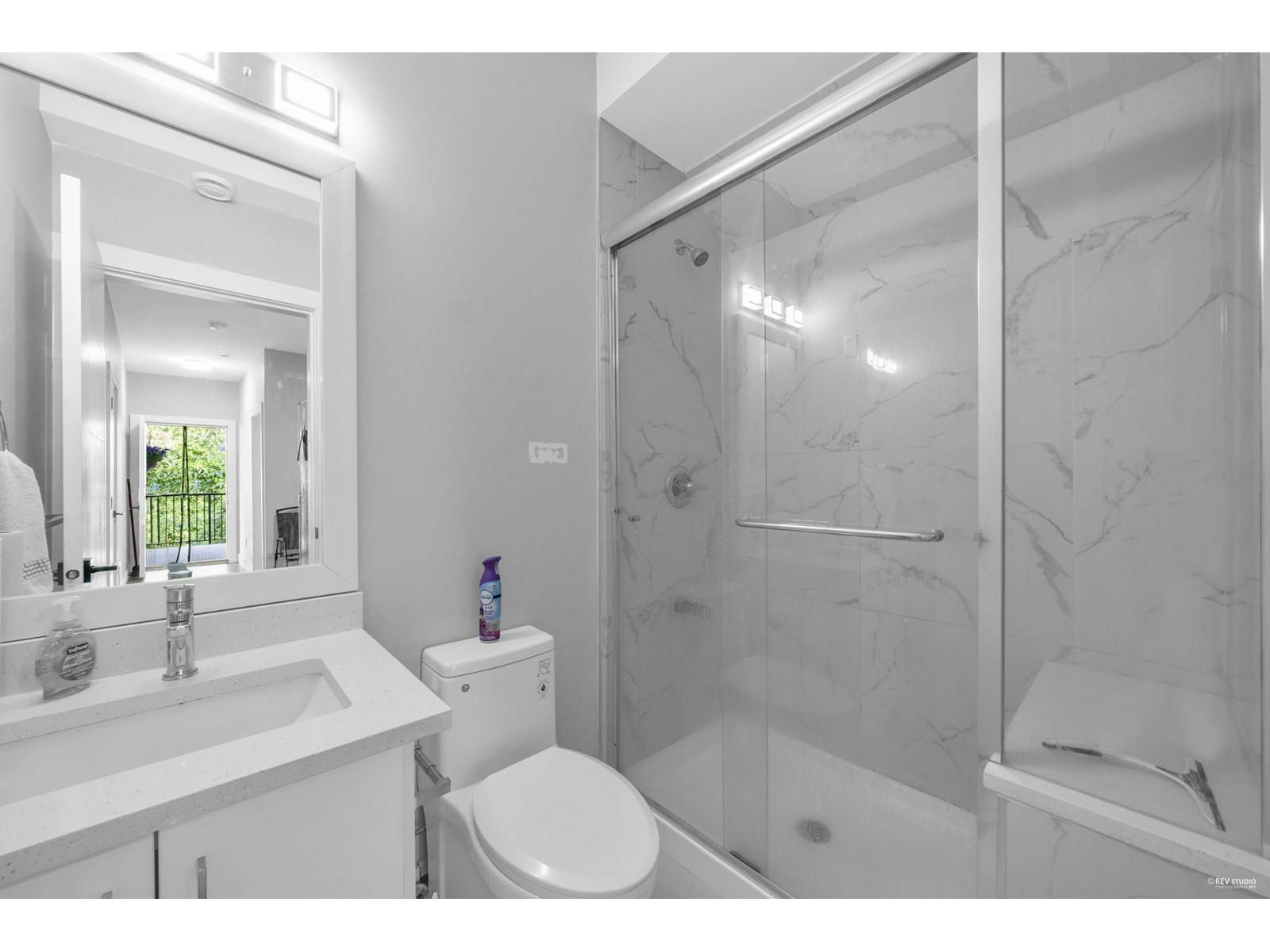 Chilliwack, BC V2R0R9,5988 LINDEMAN ST #4