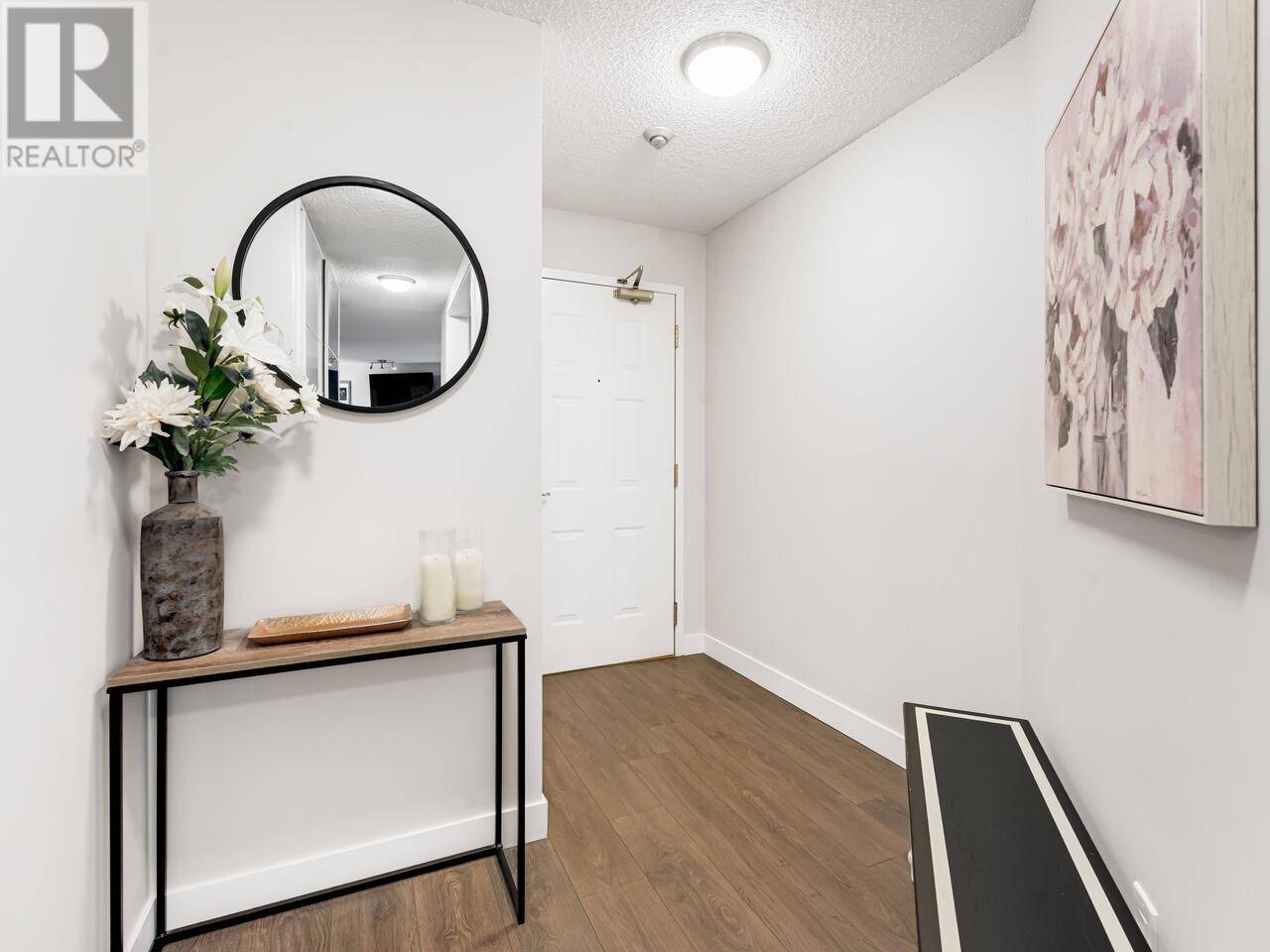 Richmond, BC V6Y3W1,7453 MOFFATT RD #214