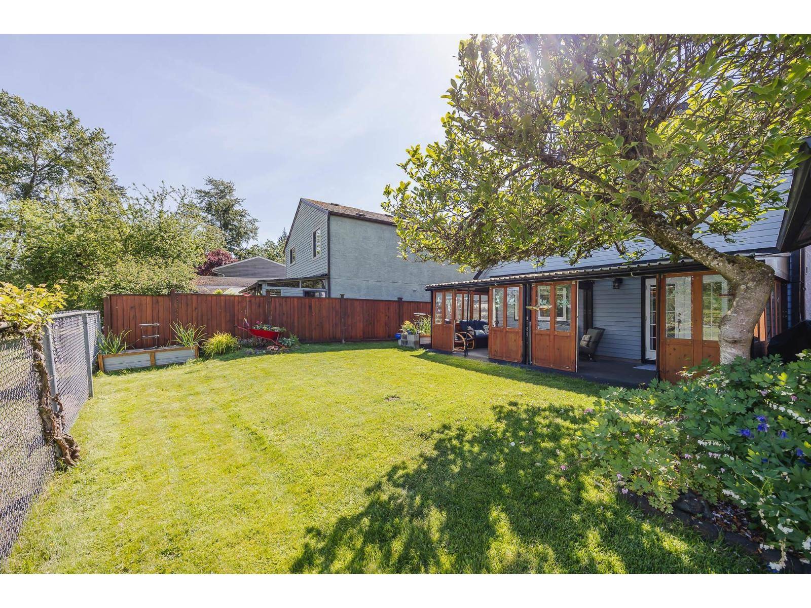 Langley, BC V2Y1H5,2112 WINSTON COURT