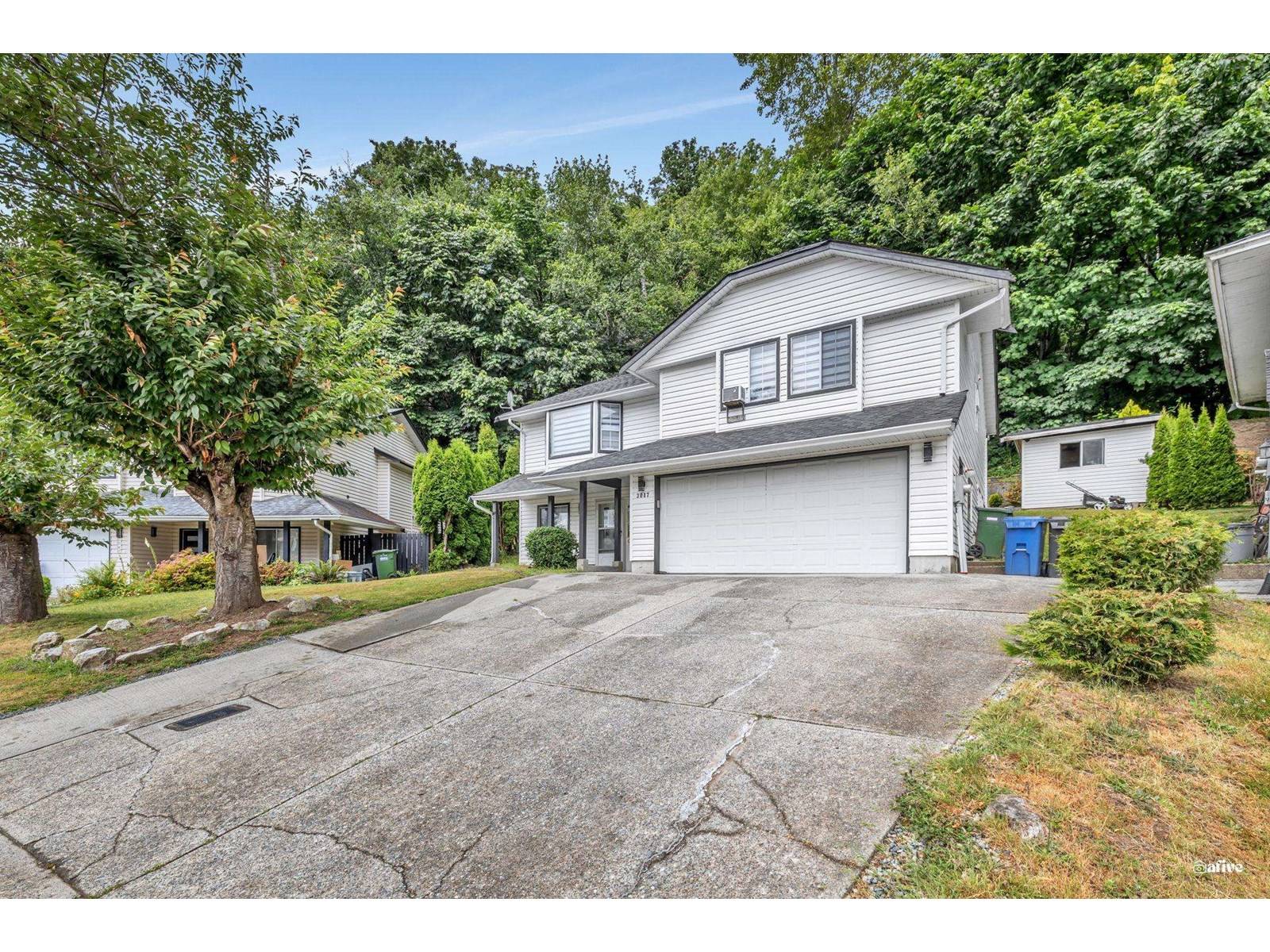 Abbotsford, BC V2T5G7,3047 CROSSLEY DRIVE