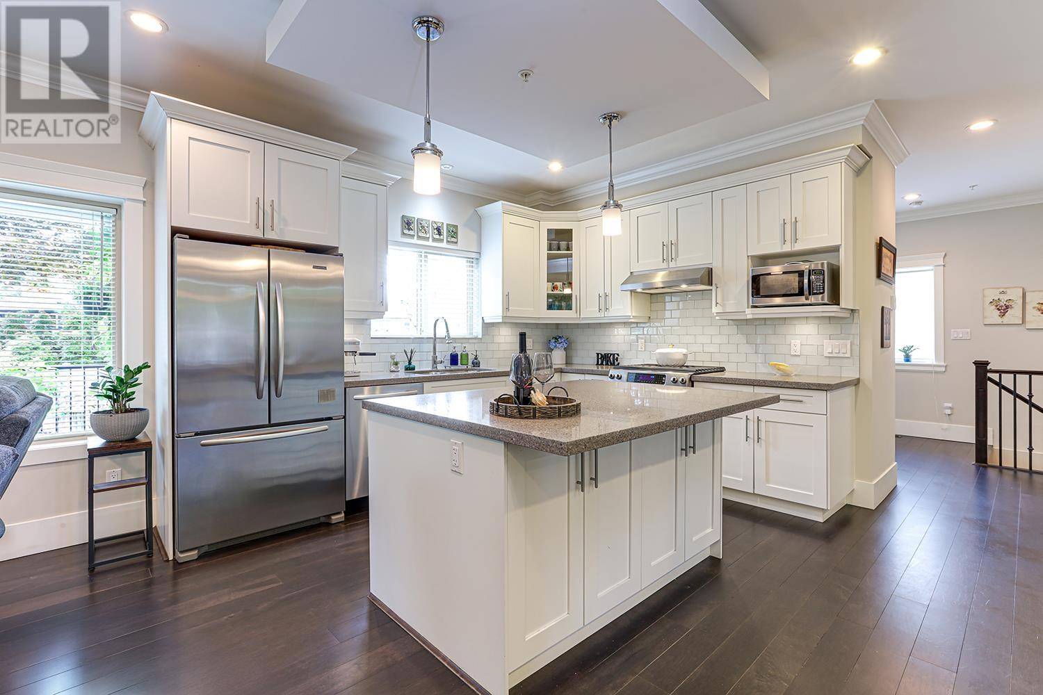 Port Coquitlam, BC V3B6R7,3968 ROBIN PLACE