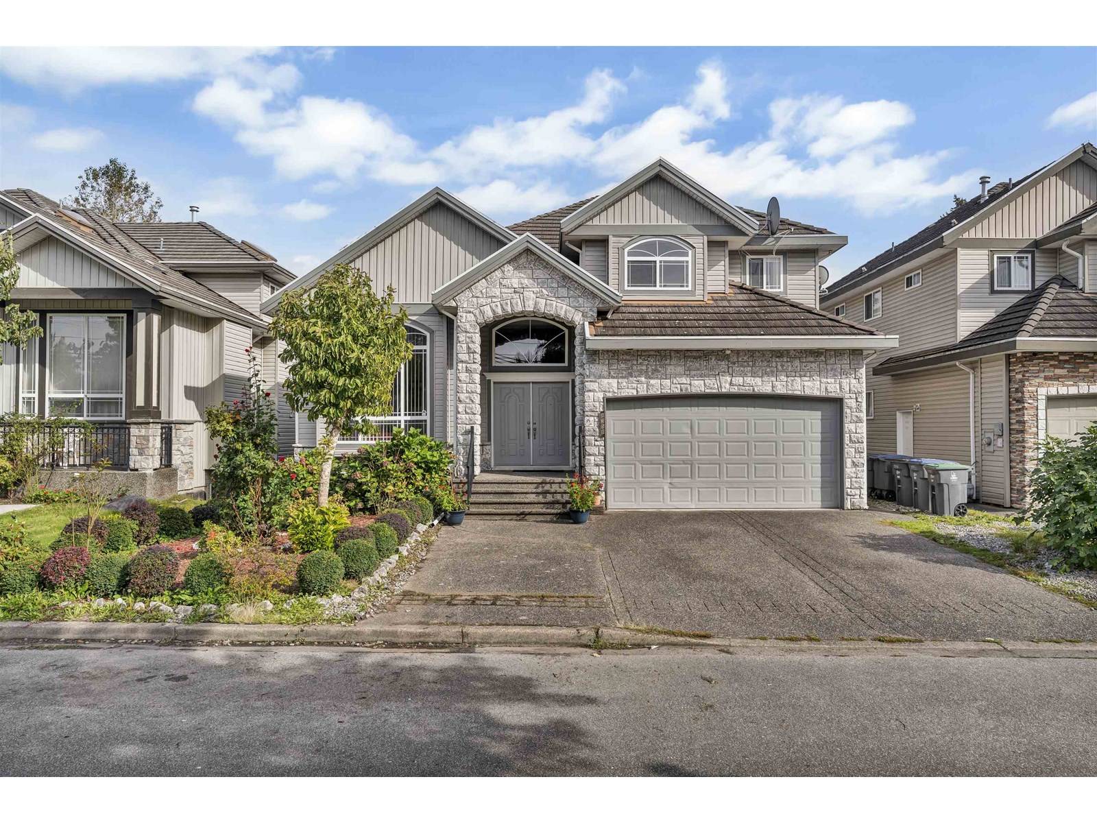 8358 144 STREET, Surrey, BC V3W5T5