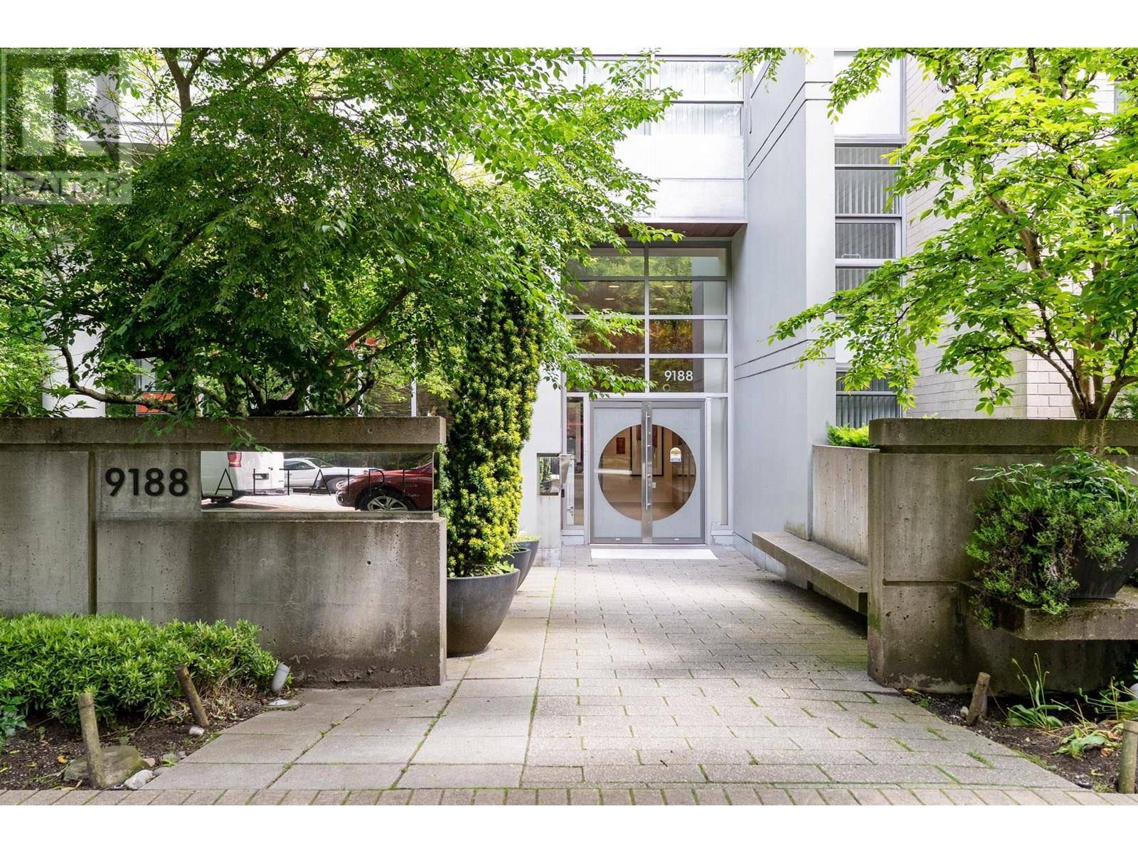 Burnaby, BC V5A0A5,9188 UNIVERSITY CRES #1006
