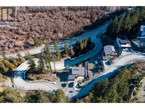 Pemberton, BC V0N2L0,1303 EAGLE DRIVE