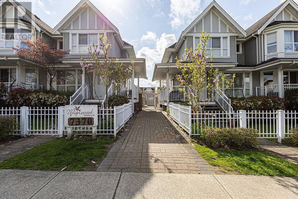 7370 STREIDE AVE #10, Burnaby, BC V3N5E6