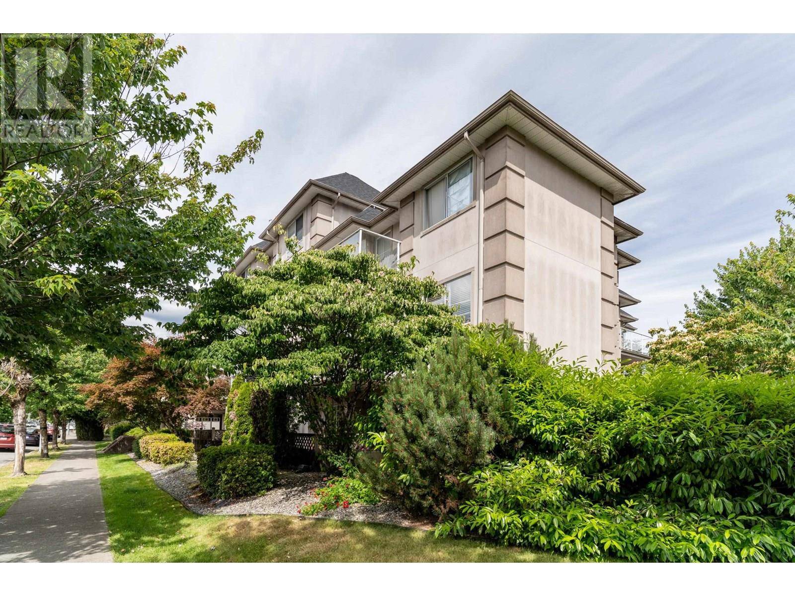 Port Coquitlam, BC V3B4J1,3128 FLINT ST #301