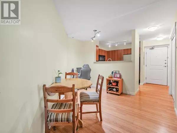 Vancouver, BC V5R6H5,3575 EUCLID AVE #107
